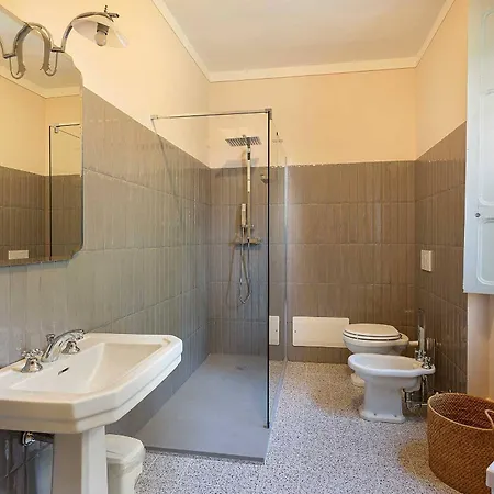 Вилла Villino San Remigio - Gracious With Pool & Views! *