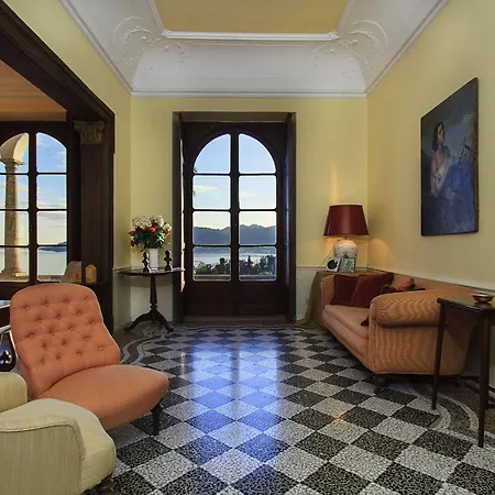 Вилла Villino San Remigio - Gracious With Pool & Views! Вербания