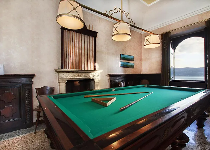Villino San Remigio - Gracious With Pool & Views! * 베르바니아